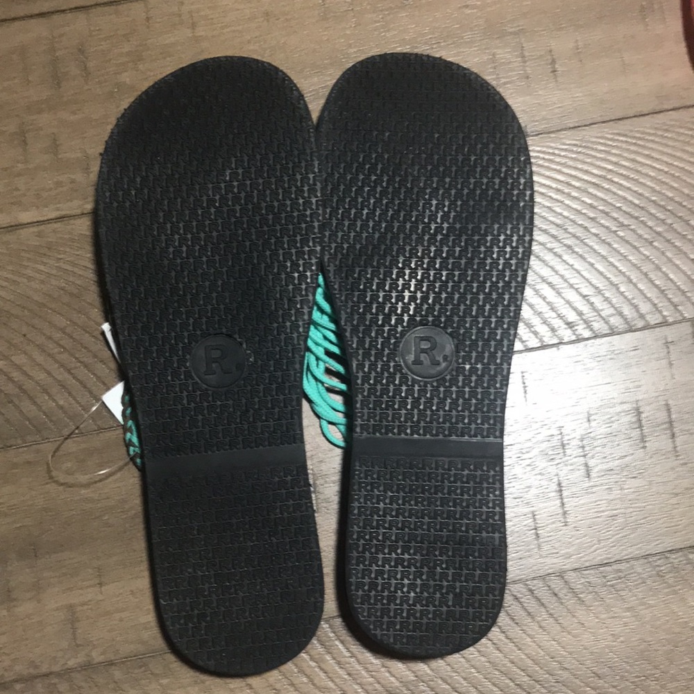 NWT Plaka Oceanside flip flop sandals turquoise and brown Sz 10 - Picture 6 of 8